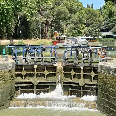 Holiday home Maison De Caractere Au Coeur Des Vignes Et Du Canal Du Midi *